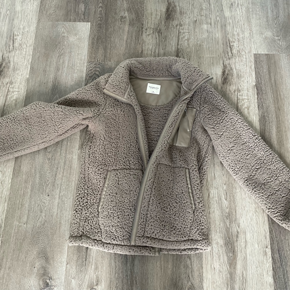 Abercrombie & Fitch Sherpa jacket